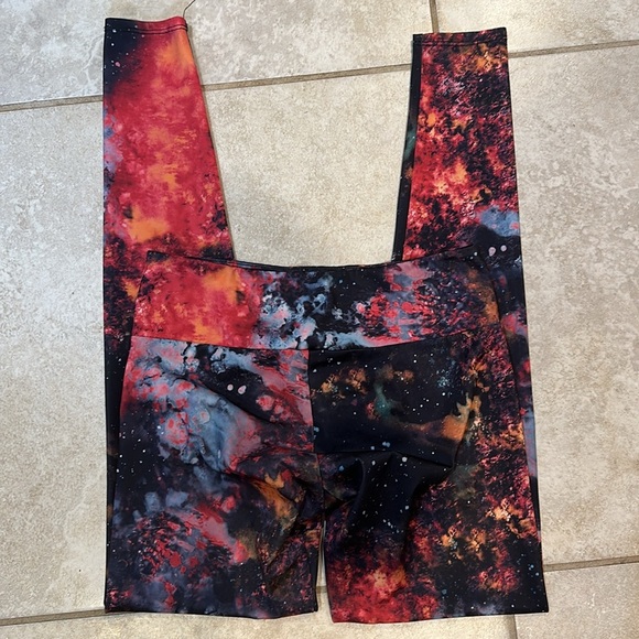 Onzie Galaxy Print Hot Yoga Legging S/M Tights Full Length - Picture 7 of 7
